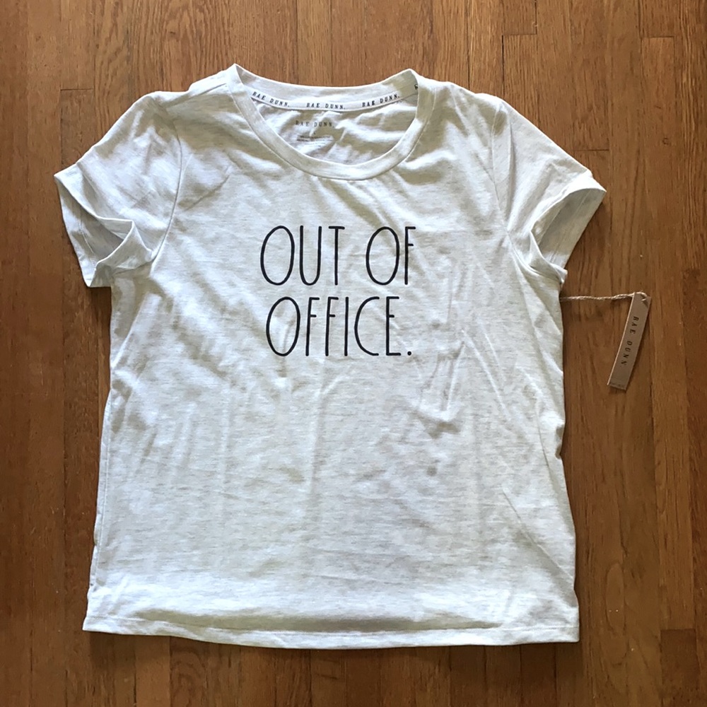 Rae Dunn NWT Size L Gray T-Shirt “Out of Office”